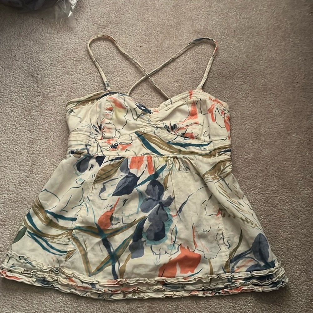 Cutsie Hollister baby doll tank. SZ Medium